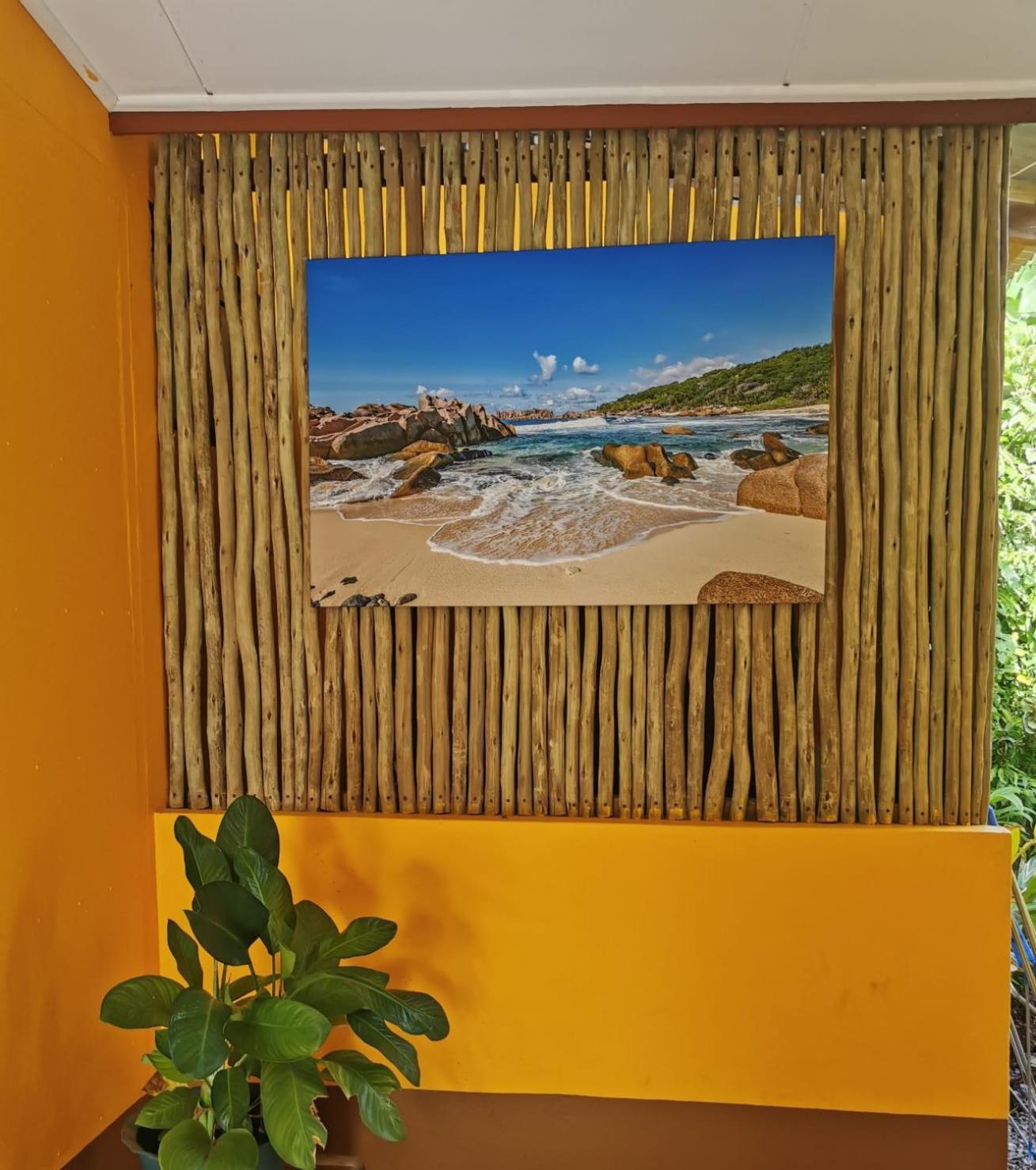 Chez Mera Self Catering La Digue Bilik gambar